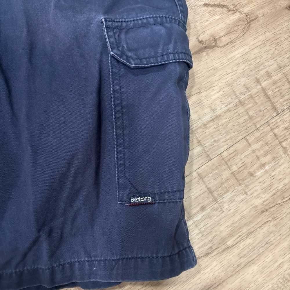 Men's billabong Navy Cargo Shorts - Classic Comfort Y2K skater - Picture 3 of 9
